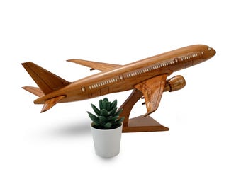 Boeing 787 Wooden Airplane Model Gift for Dad Pilot Gift Idea for Pilot Retirement Gift Wooden Airplane Home Decoration Gift for New Pilot