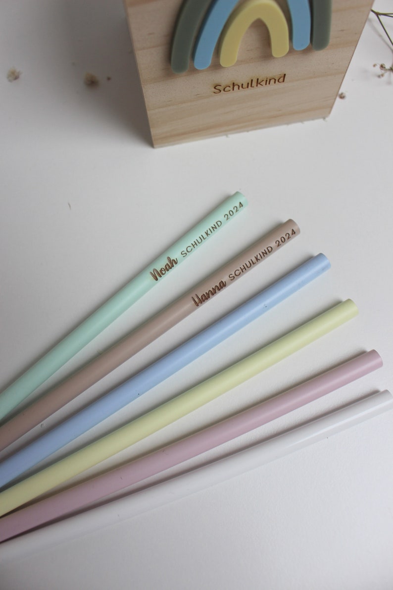 Personalisierter Bleistift in Pastellfarben das Schulkind Bleistift mit Gravur Schulkind 2024 Geschenk Einschulung Geschenk Schultüte Bild 5