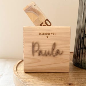 Personalisierte Spardose aus Holz für Kinder | Spardose mit Namen | Geschenk zum Geburtstag | Geldgeschenk zur Taufe oder zur Geburt