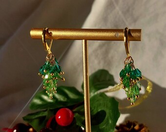 Green berry cluster bead earrings