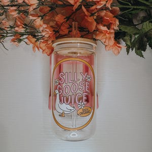 Dumme Gänsesaftdose aus Glas