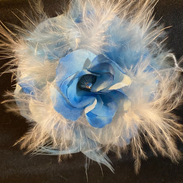 H21 Barrette Fleur Rose Bleue et Blanche avec Plumes et Cristal Swarovski