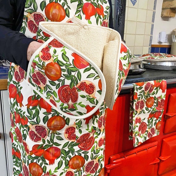 Pomegranate Oven Gloves| Double Oven Gloves| Oven Mitts| Pomegranate Print