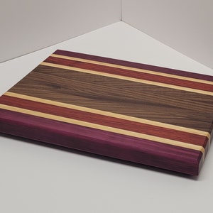 CUTTING BOARD - Walnut with Purple Heart border and African Padauk accents - Custom Engraving/Personalization