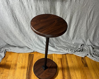 Round Wood and Metal Side Table, Wooden Cocktail Table, Round Living Room Table, Decorative Plant Stand, Aesthetic Drink Table, Bistro Table