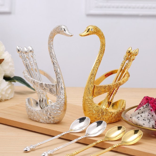 5 Cool and Unusual Ladles - Design Swan