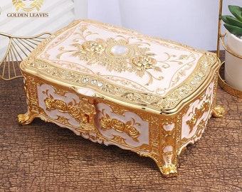 Flower Design Jewelry Box with Mirror