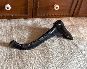 Gancho antiguo de hierro fundido: para sombreros, abrigos, recibidor, aparejos, granero, uso industrial.