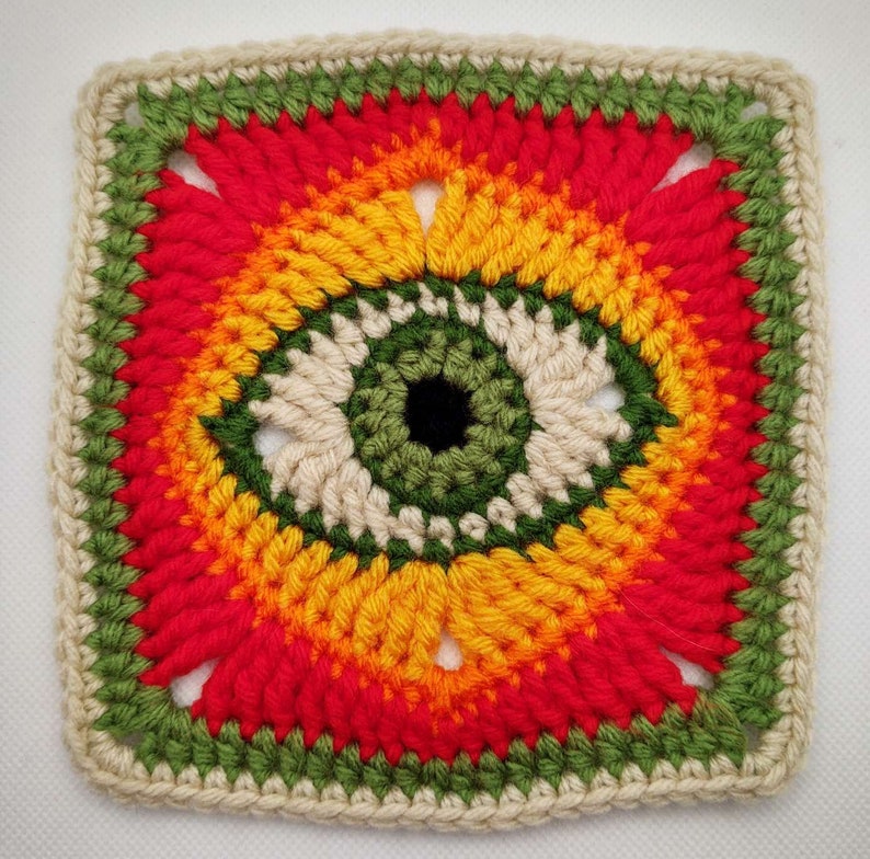 Granny's Eye Granny Square Pattern image 4