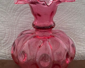 ヴィンテージ 8インチ フェントン アートガラス クランベリー ピンク