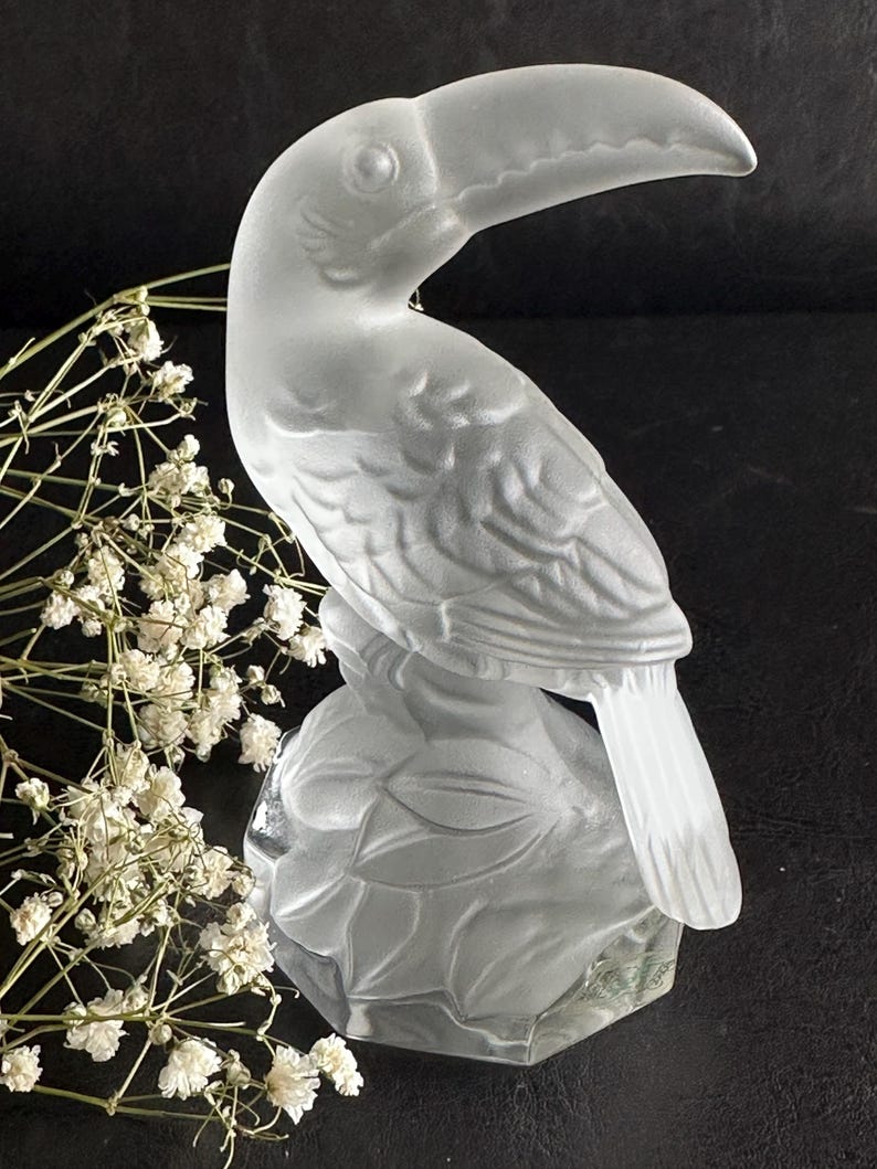 Vintage Goebel Toucan Figurine | 24% Lead Crystal Crystale Collection | 1980s Glass Bird Sculpture image 2