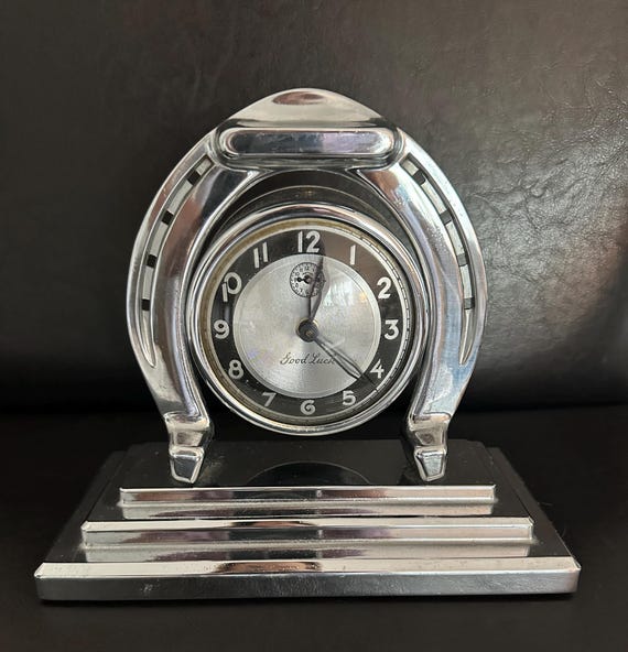 アールデコ調 1930年代 Lux Clock「Good Luck」馬蹄型クローム機械式