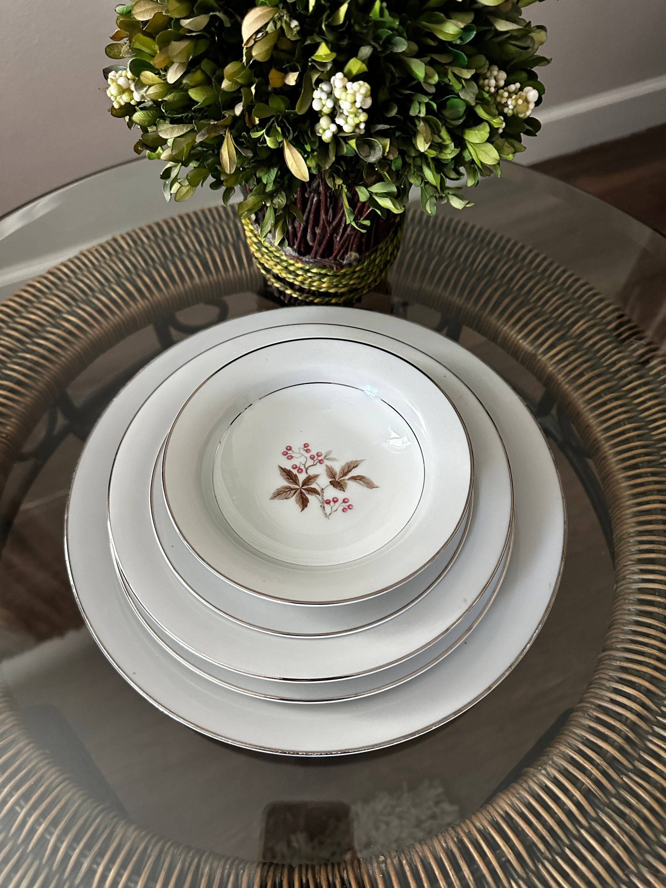 Vintage Noritake China Set, Leaves & Berries Pattern, Japan, 13