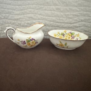 Royal Albert England Bone China PRIMULETTE Pattern Sugar & Cream Set 1950's