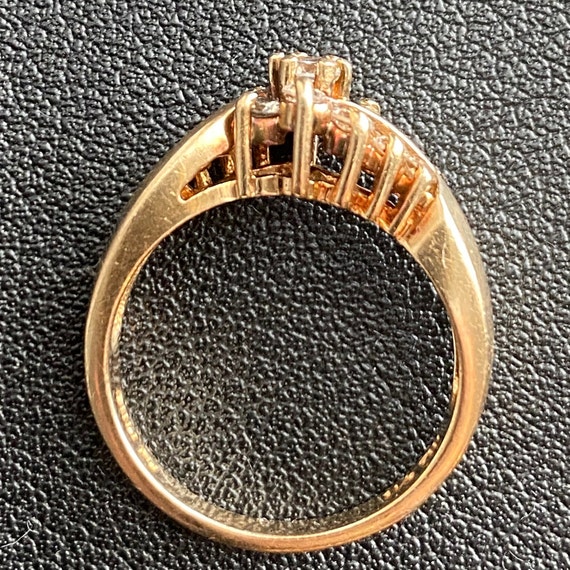 14K Yellow Gold Diamond Graduated Swirl Design 1/… - image 6