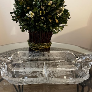 1930&#39;s New Martinsville 12&quot; Floral Leaf Cut Glass 3 Compartment Tray