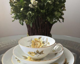 Harmony House Fine China Yellow Rose HH Sunshine Yellow 4 Pc Place