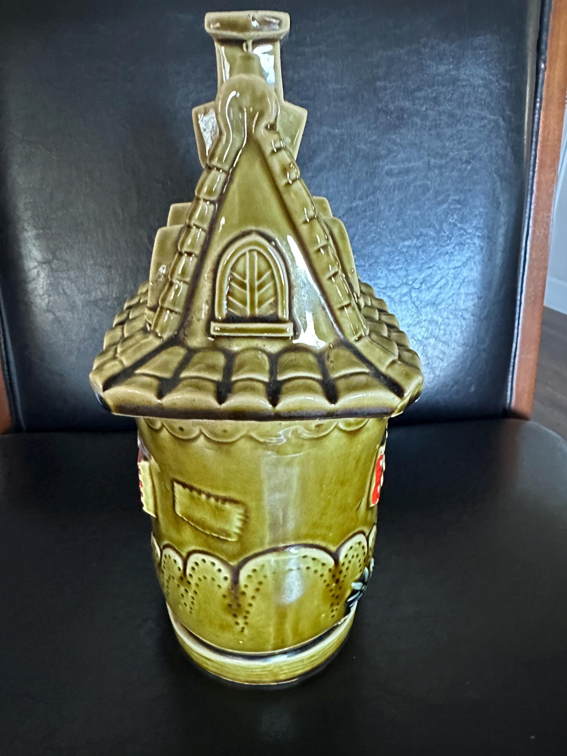 Ceramic Cookie Jar Kitschy Chartreuse Green Royal Sealy Japan 