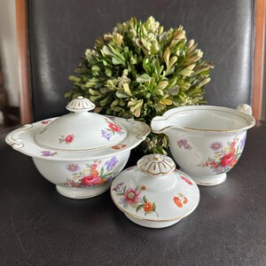 ヴィンテージ クラフツマン ジャパン ドレスデンローズ 磁器製蓋付きシュガーボウル＆クリーマーセット（1945年頃）