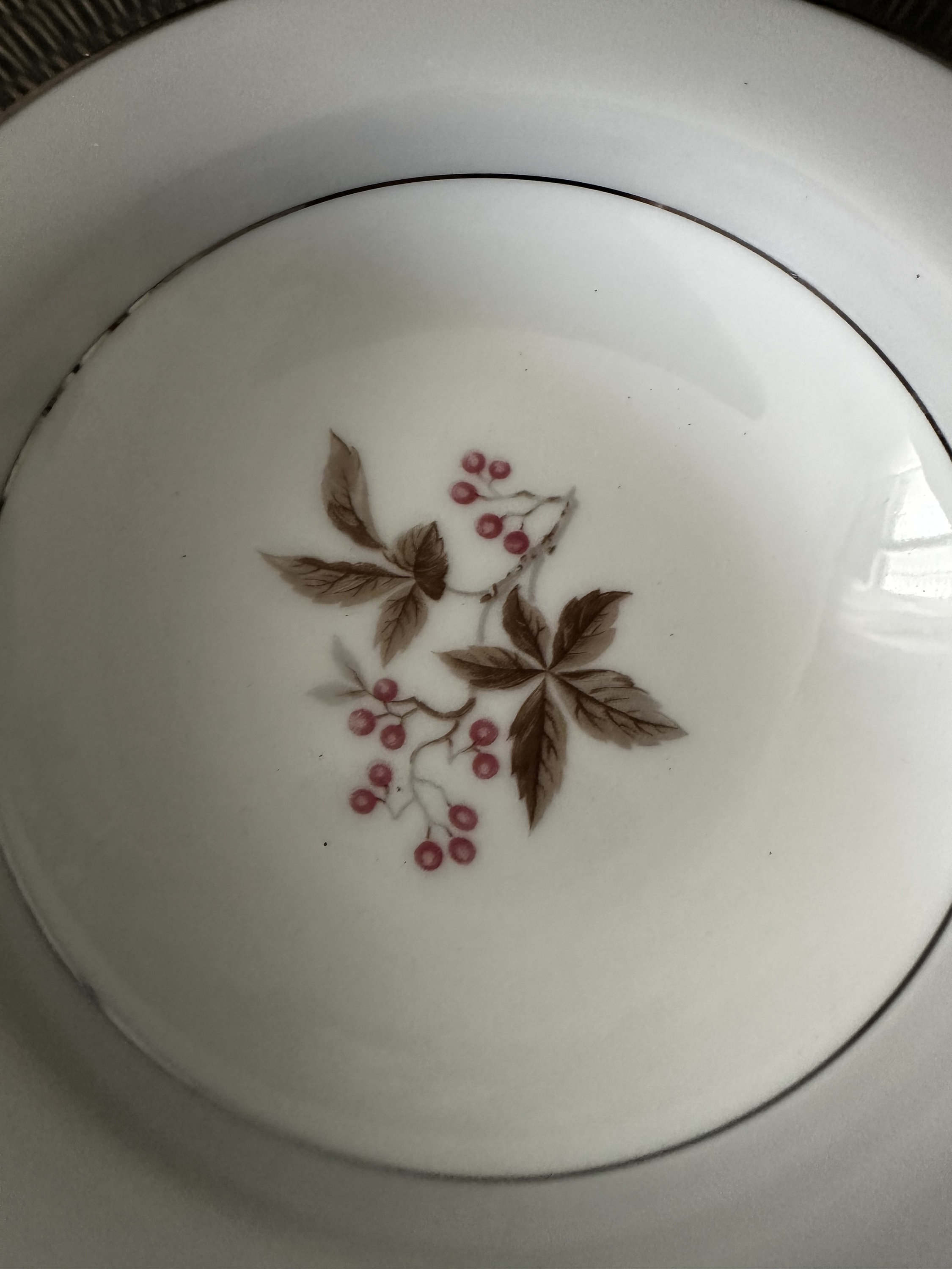 Vintage Noritake China Set, Leaves & Berries Pattern, Japan, 13