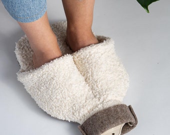 Cuddly hot water bottle feet [2L] made of extra soft organic cotton and recycled felt - Made in Germany - Foot hot water bottle stays warm for an extra long time