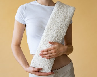 Cuddly long hot water bottle [2.5L] with cover made of organic cotton and recycled felt - long hot water bottle for neck pain - easy and green®