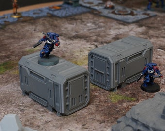Pojemniki transportowe w skali 28 mm, plastikowe, drukowane w 3D, do gier bitewnych w skali miniaturowej.