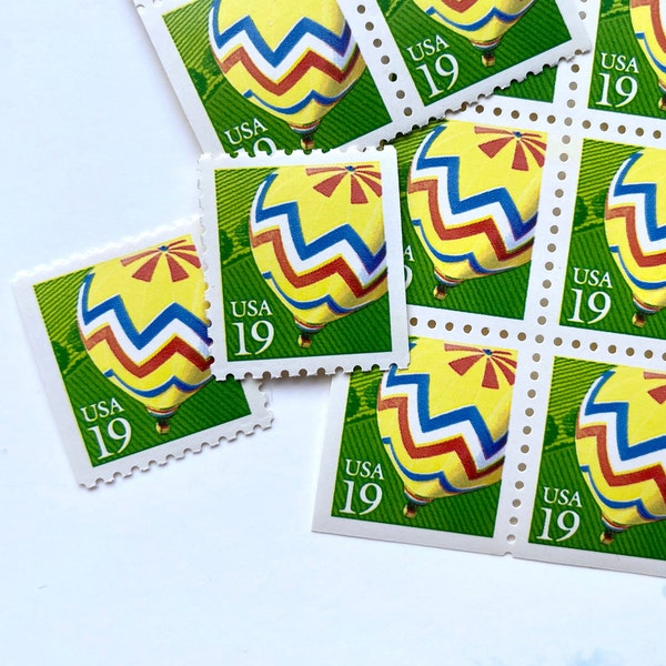 10 Hot Air Balloon 19 cent Vintage Postage Stamps. Balloon, Hot Air Balloon. Green Stamps. Postcrossing. Wedding Postage. Unused MNH Stamps.