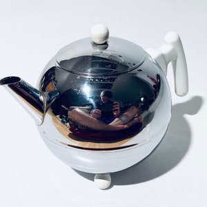 Bredemeijer Duet Bella Silver Tea Pot Hilversum Holland / Classic Vintage Decor