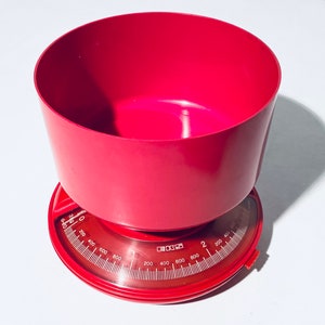 EKS Sweden Red Plastic Cooking Scales / Vintage Kitchen 1970s