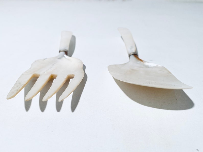 Antique Mother Of Pearl Salad Servers / Vintage Kitchen Decor Bild 7