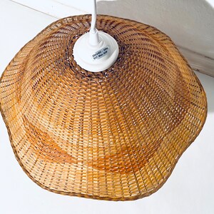 Hänglampa i rotting från mitten av århundradet / Boho vintage-inredning i 70-talsstil bild 8