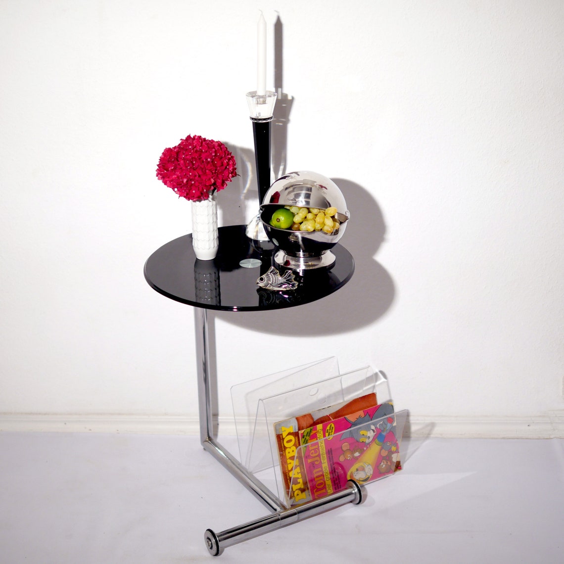 Plexiglass Perspex Magazine Newspaper Rack / Italy / 1980s Vintage ...