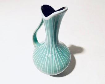Jarrón de jarra de cerámica turquesa pintado a mano / WGP Vintage Decor 1950s/60s