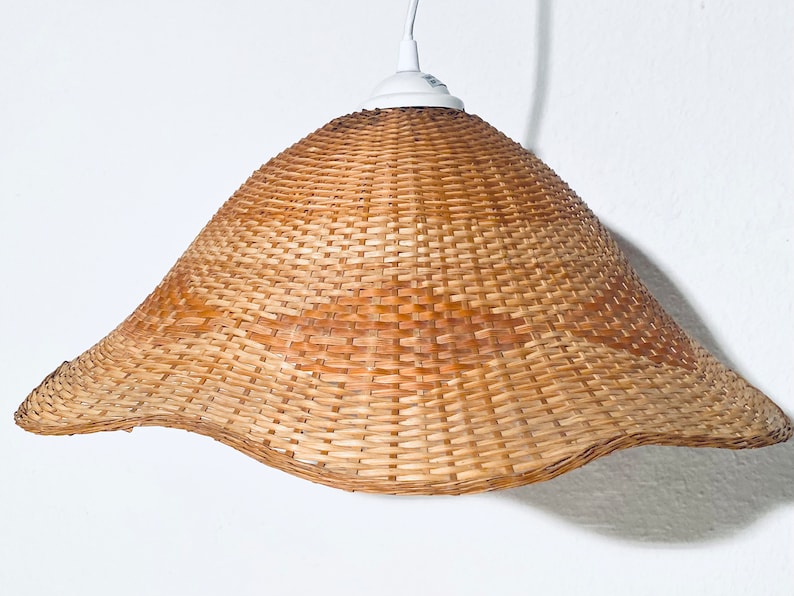 Hänglampa i rotting från mitten av århundradet / Boho vintage-inredning i 70-talsstil bild 3