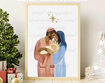 Puede incluir: Una pintura de acuarela de una familia con una estrella sobre ellos. La familia está compuesta por un hombre con barba marrón, una mujer con cabello largo y castaño, y un bebé. El hombre y la mujer están sosteniendo al bebé y mirándose el uno al otro. La pintura está sobre un fondo blanco.