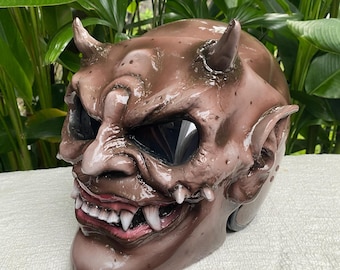 Devil Motorcycle Helmet: 3D Monster Airbrush DOT Helmet