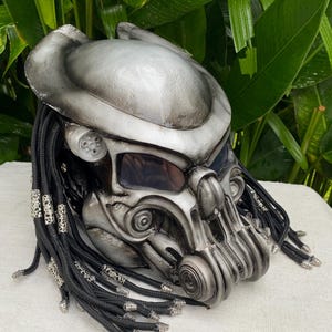 Alien Predator Robot Style  Motorcycle Full Face Laser Light Customized Helmet with Dreadlocks