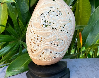 Carved Dragon Shell Melon Shell carved Ocean Life Genuine natural mother of pearl south sea pearl Cameo Conch