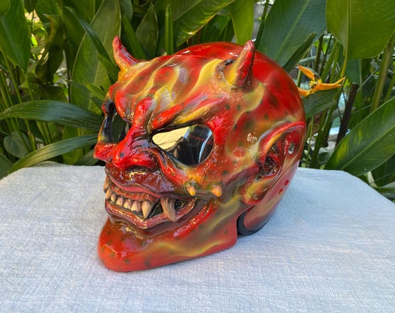 Custom Airbrushed Devil Motorcycle Helmet: 3D Skull Horns - Etsy