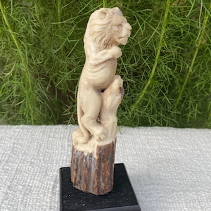 Lion King Carving Knife Handle Carved Knife Handle Deer Antler Carving Indonesian Moose