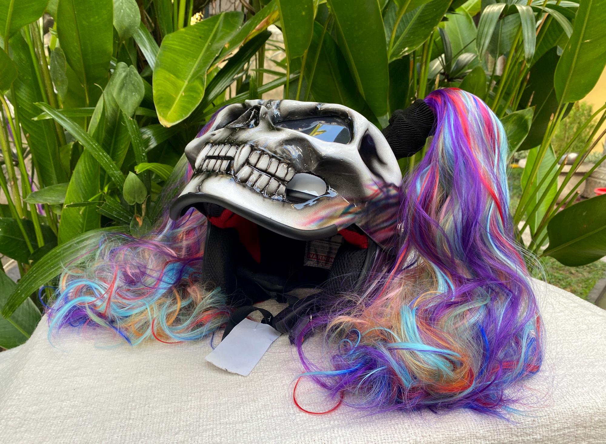 custom female motorcycle helmets Ladies Skull Helmet Girl Helmet Skull Design with pink Flam Airbrush Helmet Not for public transportation. Custom Womens Scooter Helmets DOT