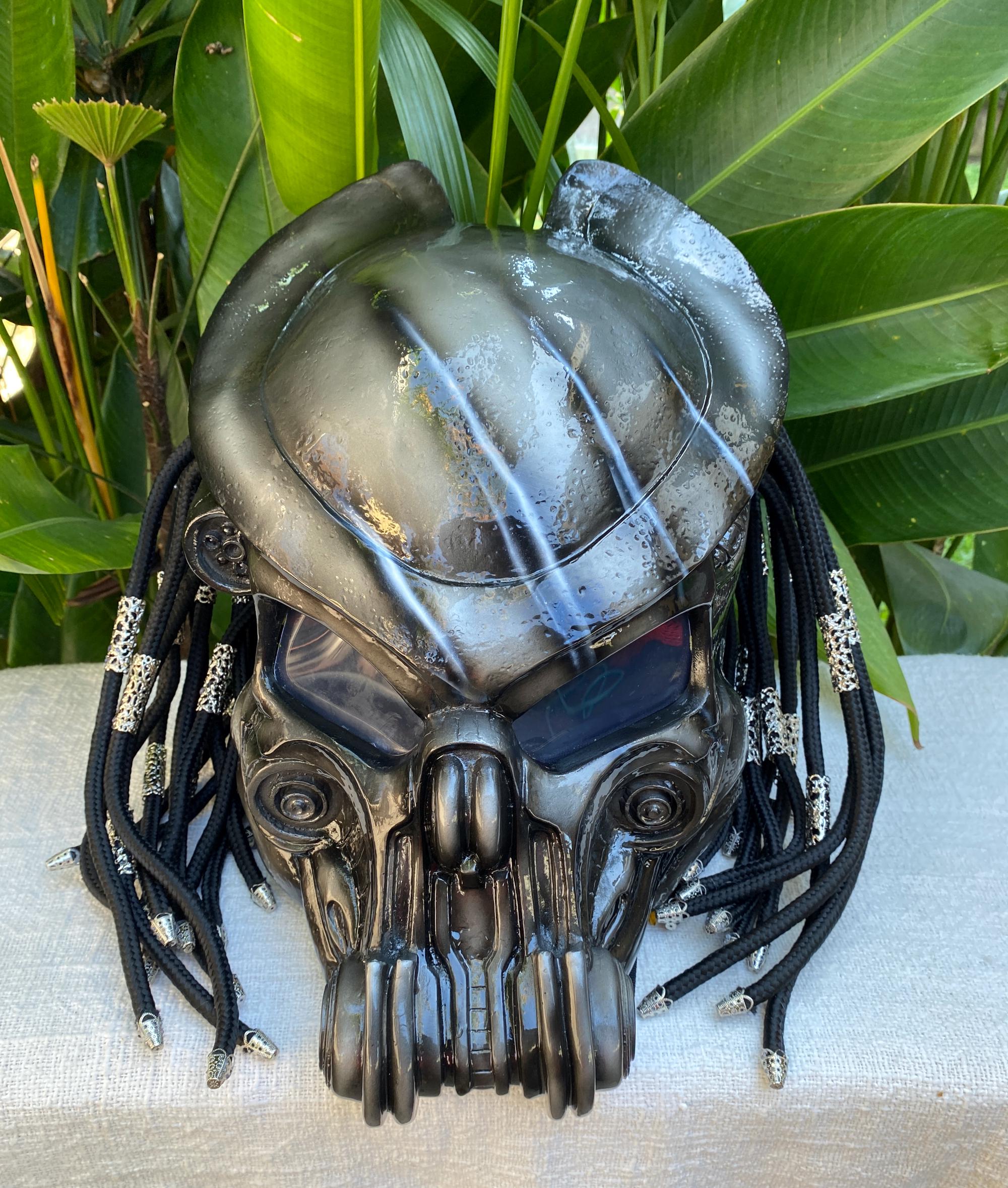 Airbrushed Alien Predator Motorcycle Helmet: Dreadlocks, DOT Approved ...