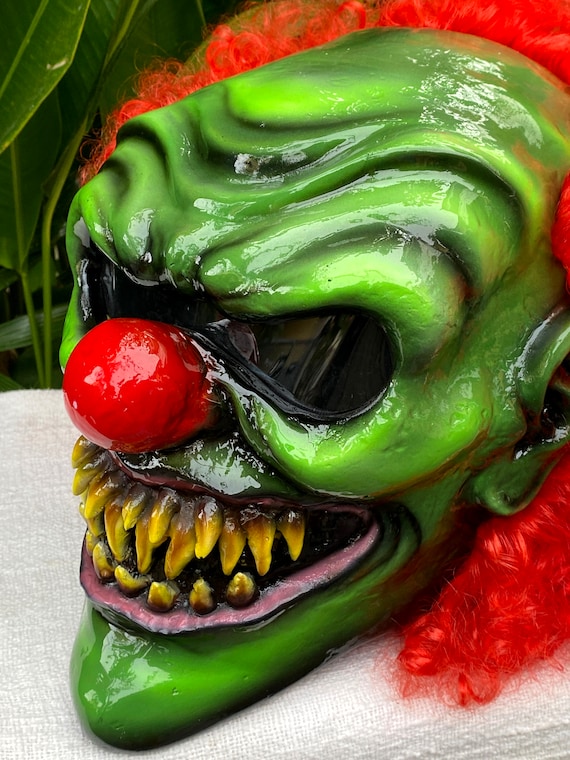 Custom Skull Motorcycle Helmet 3D Custom Helmet Monster Clown Helmet with Red Hair