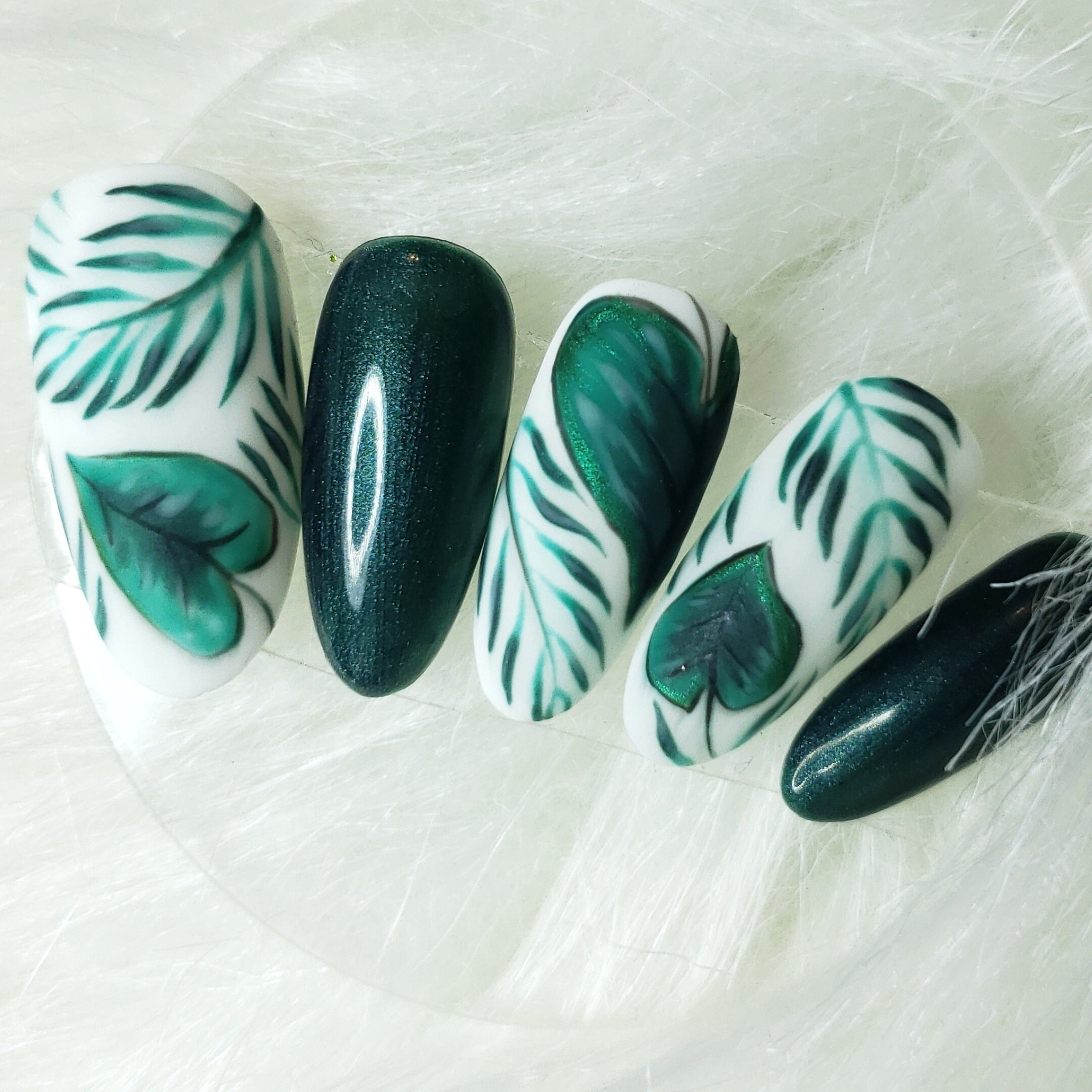 Botanical Plant Press Ons Plant Nail Art Leaf Nails White - Etsy