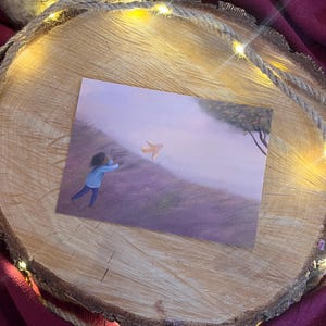 Postkarte „fliegen lassen“ | Eine Illustration vom Fliegenlassen, Loslassen, Liebe und Weite.