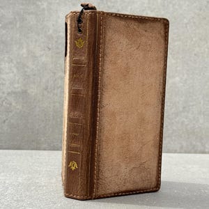 Funda de piel auténtica tipo cartera para iPhone 16, 11, 12, 13, 14, 15 Pro Max, 6, 7, 8 Plus, SE 2020, XS, MINI, ranuras para tarjetas, cubierta de piedra pulida