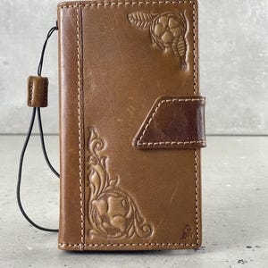 Genuine Leather For Galaxy S20 S21 S22 S23 24 Ultra s8 s9 Note 8 9 10 20 21 A71 A51 A12 A31 4G 5G Case plus Wallet magnet