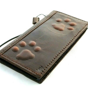 Funda de piel auténtica para iPhone 16, 15, 14, 13, 12, 11 Pro Max, XS, XR, hecha a mano, con estampado de perro vintage, diseño artístico en relieve.