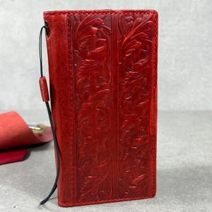 Genuine Leather Case Wallet For Apple iPhone 16 11 12 13 14 Pro Max 6 7 8 plus SE XS Book Vintage Stamping Handmade Cover Red